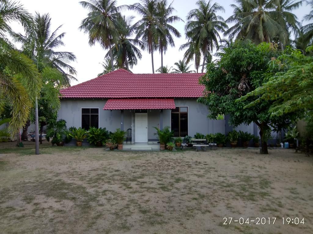 Relaxs Homestay كوتا بْهارو المظهر الخارجي الصورة